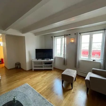 The History Hub By 28