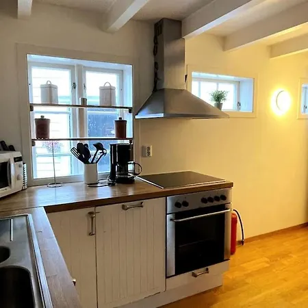 The History Hub By 28